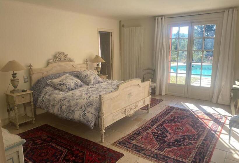 ベッドアンドブレックファースト L’hacienda Francesa