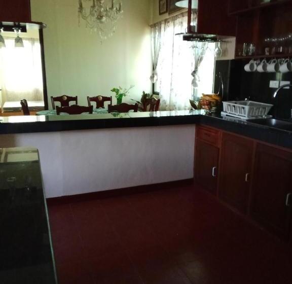 ベッドアンドブレックファースト Villa Ceferina