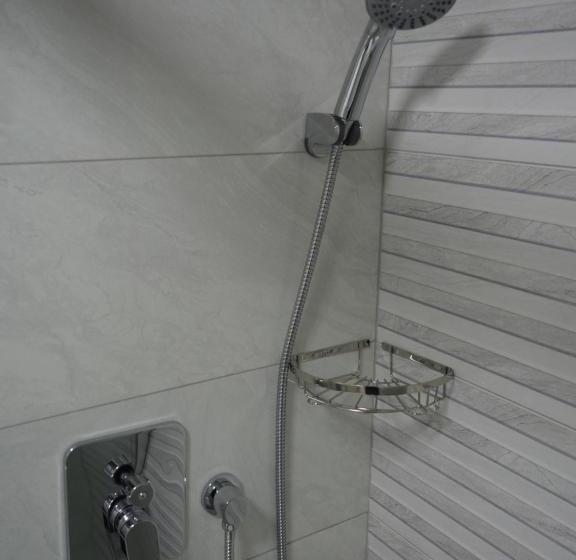 تختخواب و صبحانه Zeni̇a Otel