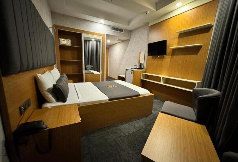E5 Park Otel