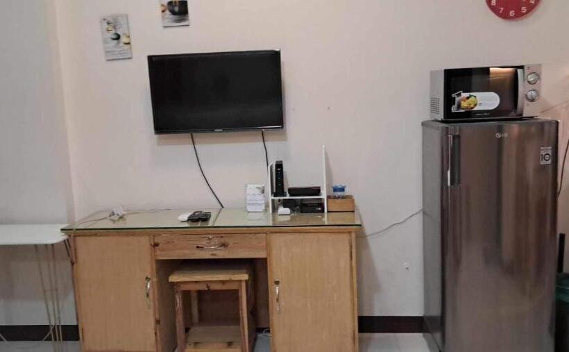Отель 101 Nb Ziah Accomodation Place