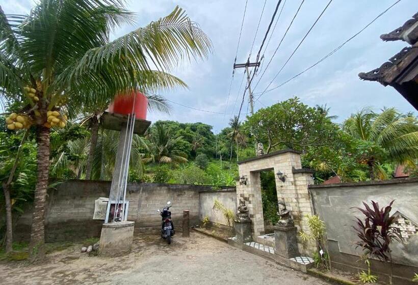 هتل Oyo 93657 Puri Batu Bolong