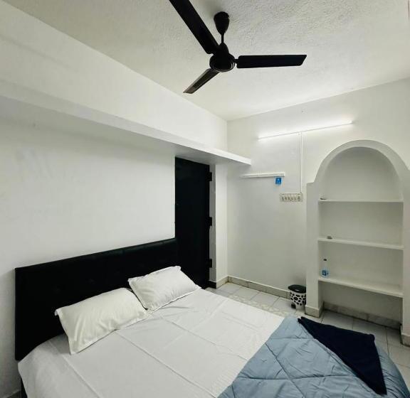 پانسیون Salt Life Beach Resort Private Villa For Group Stay