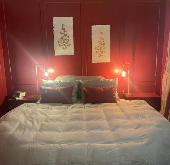 住宿加早餐  Bed,beet&breakfast „ds Aute Pfarrhuus“