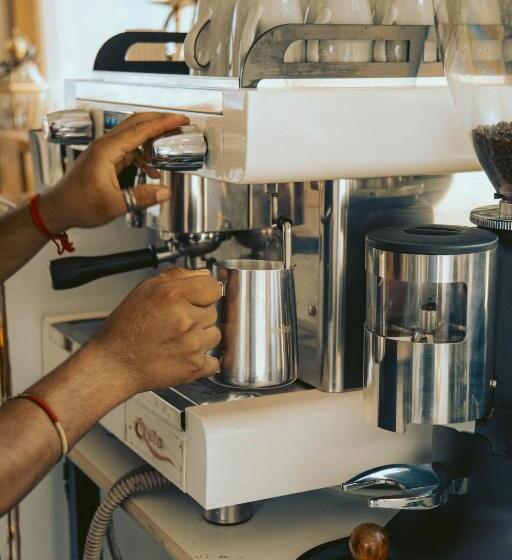 فندق Clover Inn By Offlimit Homes