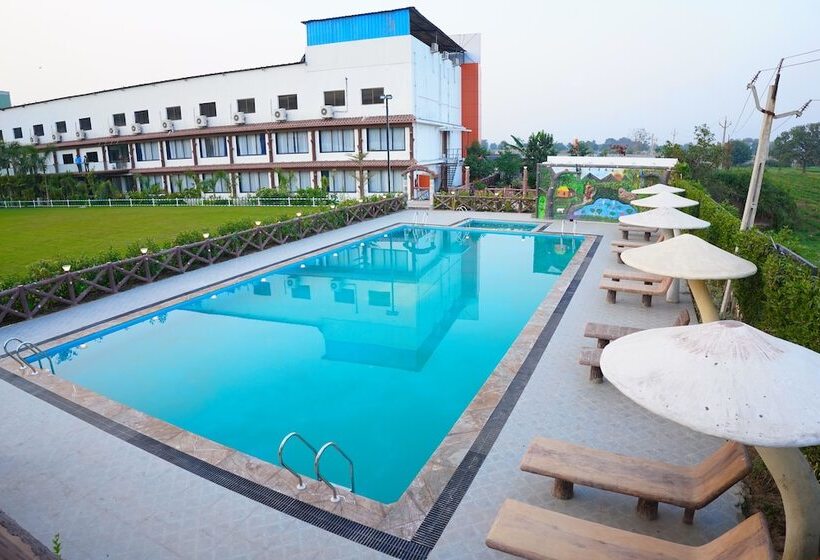 Отель Clarks Safari Kheda, Ahmedabad