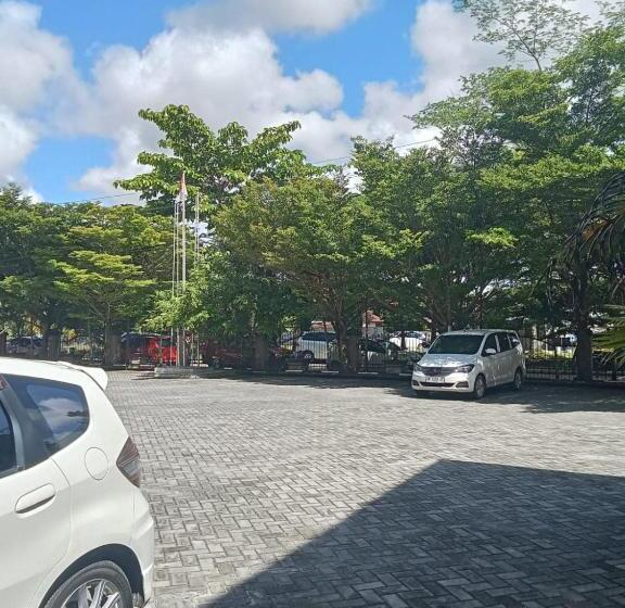 هتل Nascar Famili