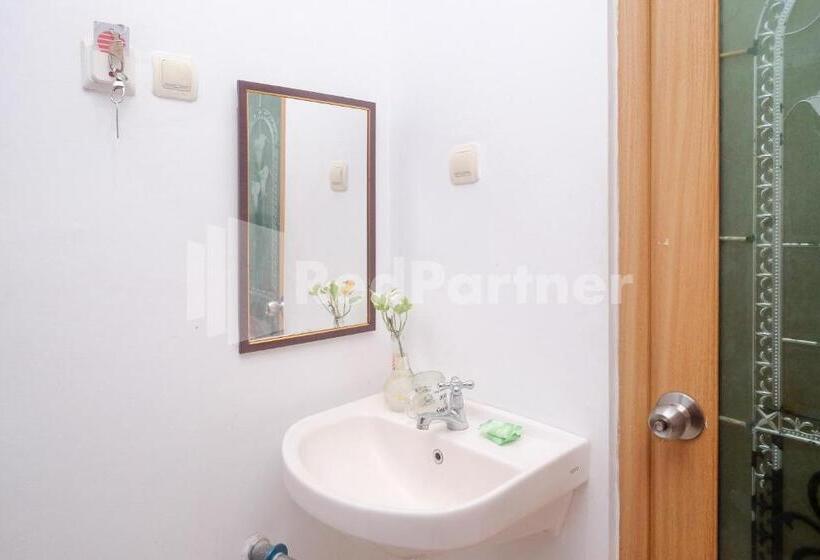 هتل Ndalem Pundhi Maguwoharjo Redpartner