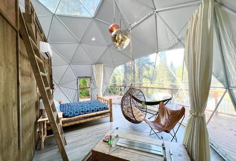 Triple G’s Resort   Geodome 4