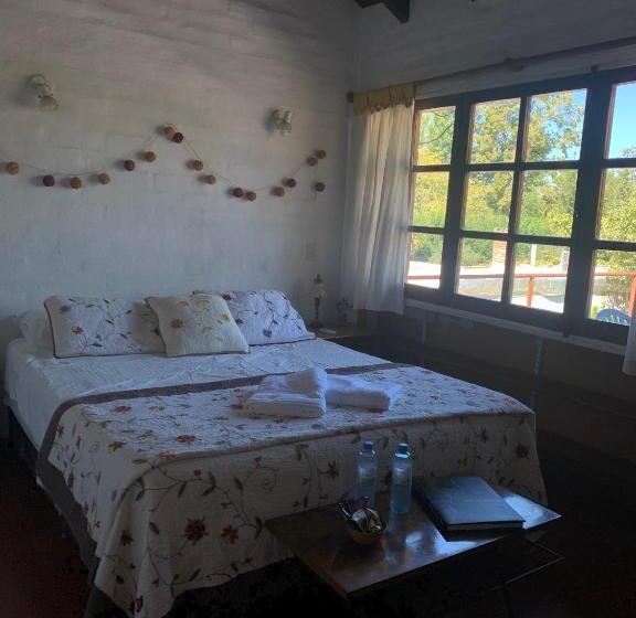 تختخواب و صبحانه La Casa Del árbol Chacras De Coria