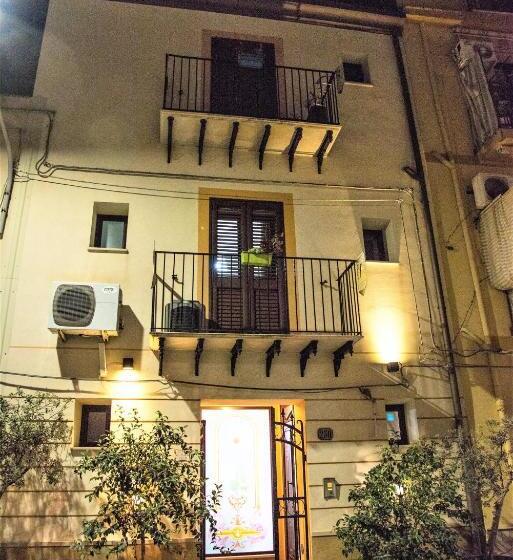 تختخواب و صبحانه New La Lanterna Di Bachi