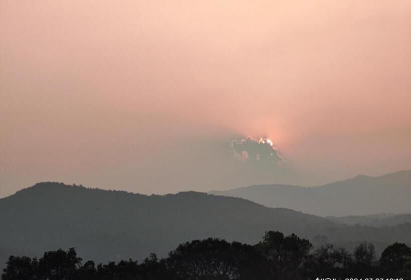 酒店 Mountain View Villas Of Coorg