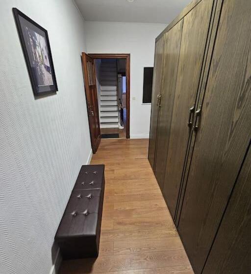 بنسيون Beautiful, Renovated Fully Self Contained Room