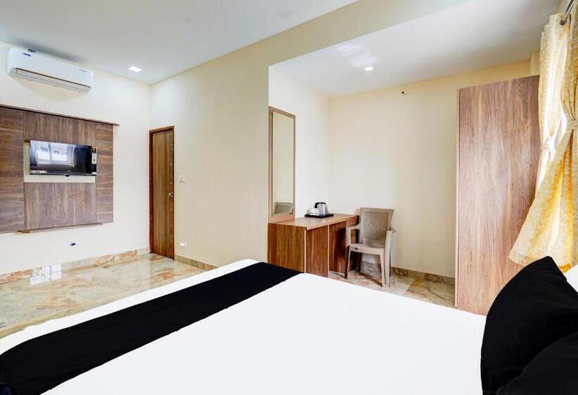 פנסיון Super Hotel O Sriperambadhur Formerly Radha Residency