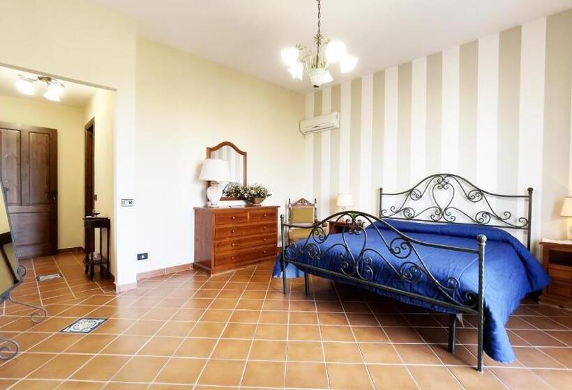 تختخواب و صبحانه Country Sicily Home