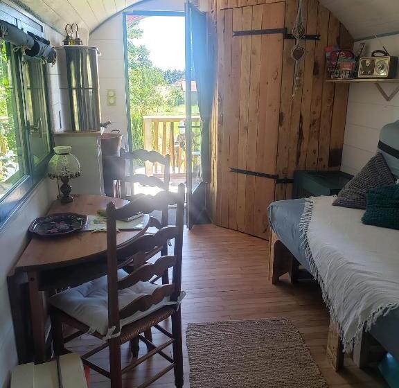 민박 La Roulotte Tiny House Du Mond Idéal