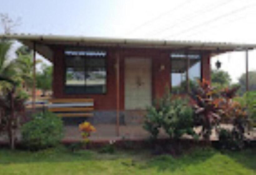 فندق Green Blossom Resort Roha