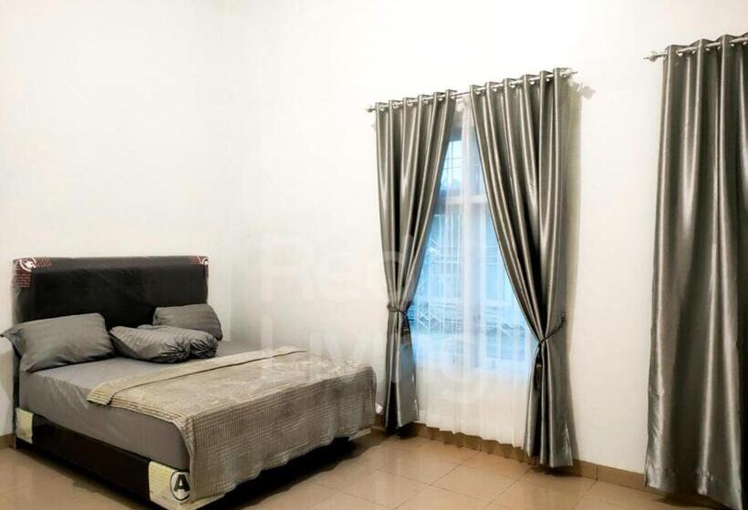 בית מלון כפרי Guest House Syariah Bunga Intan Redpartner