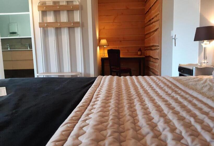 住宿加早餐  Manoir Saint Pardoux 63680