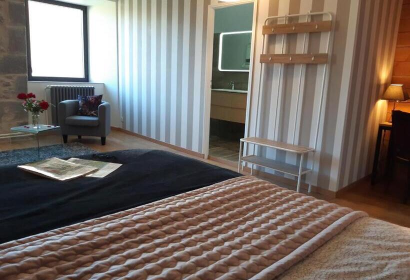 住宿加早餐  Manoir Saint Pardoux 63680
