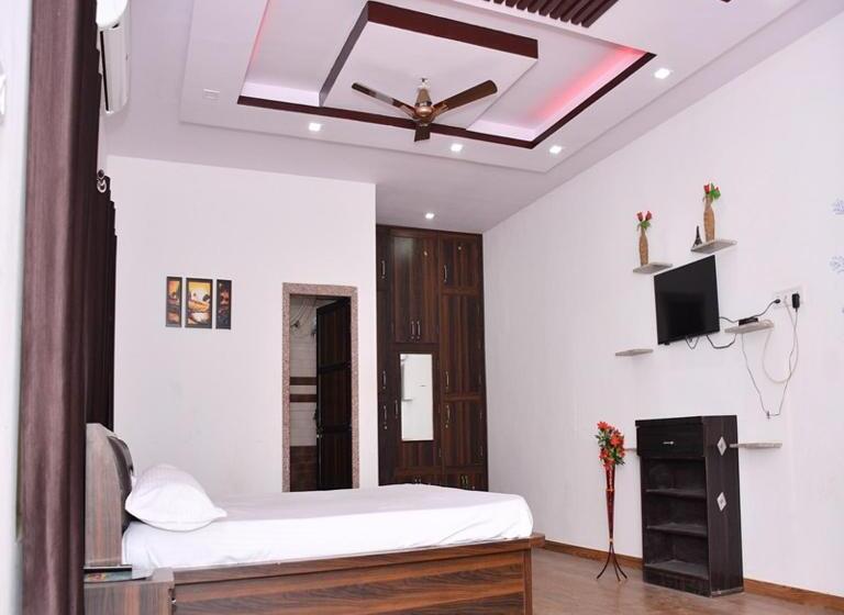 酒店 Ajitgarh