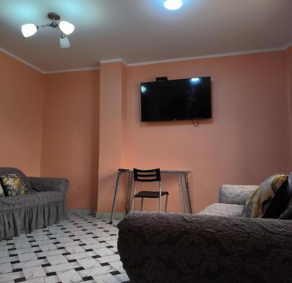 فندق Hostal Venecia