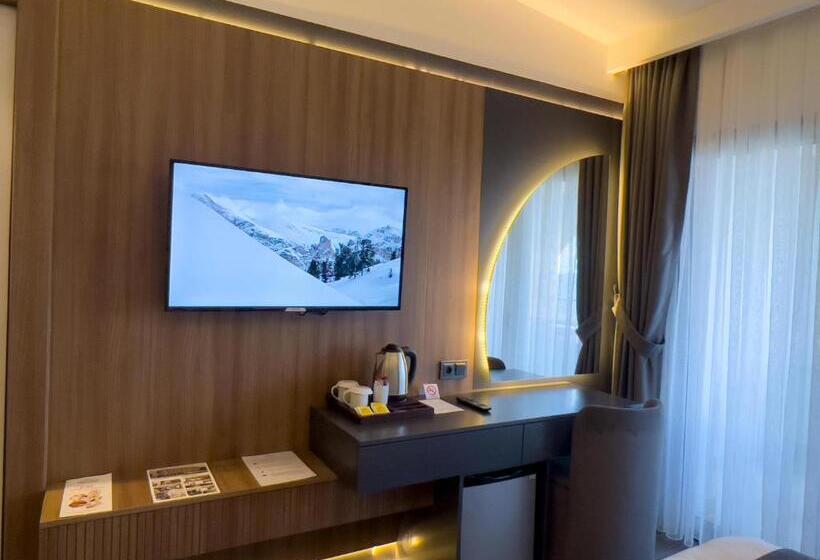 فندق Sera Lake Center