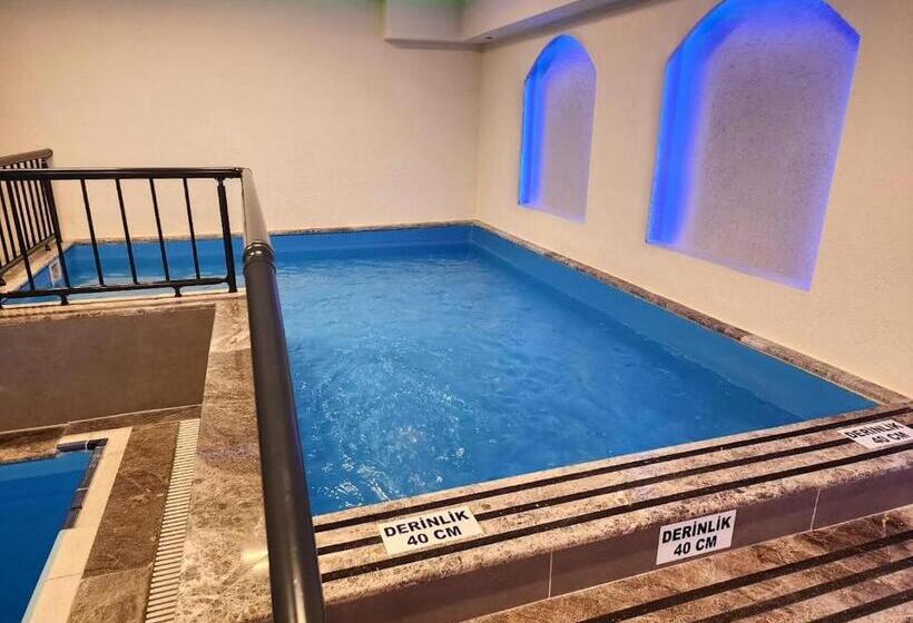 فندق Sera Lake Center