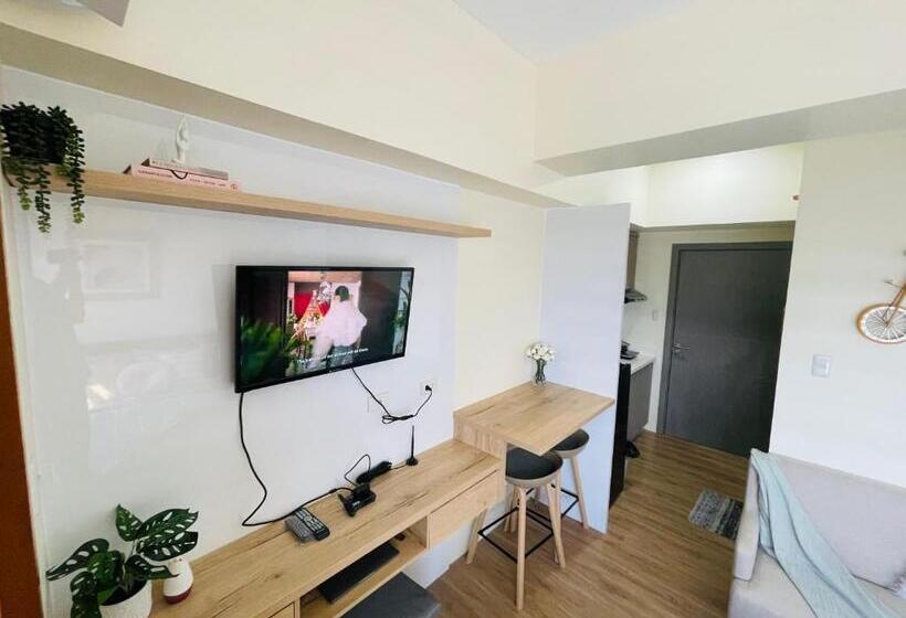 Northwoods Place Condominium
