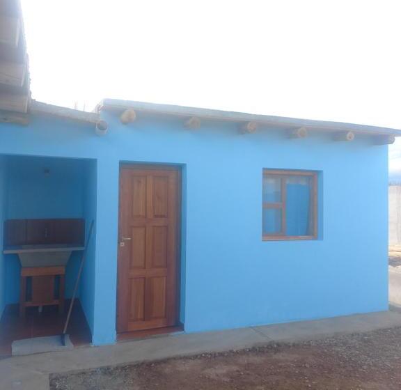 پانسیون Casa De Familia