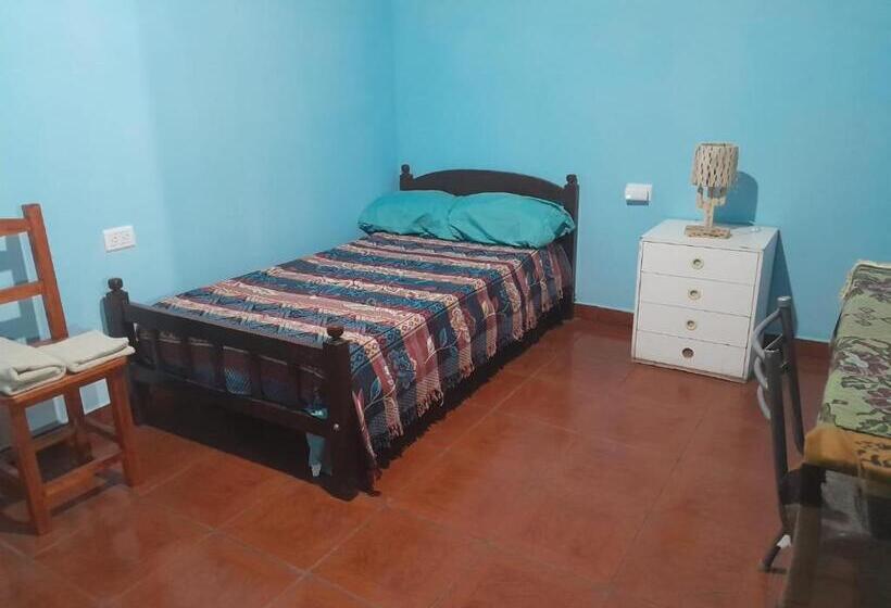 پانسیون Casa De Familia