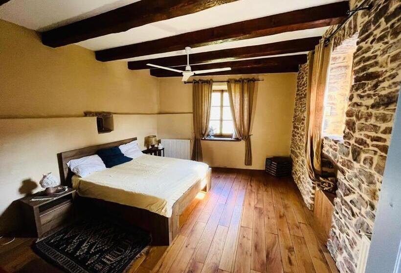 ペンション Les Boissèdes, Maison De Caractère Au Cœur Des Vans