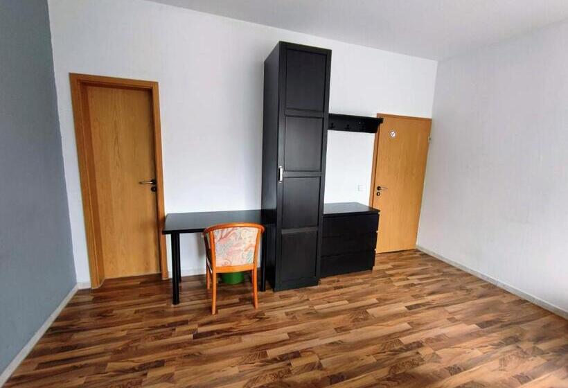 膳宿费 Monteurzimmer   Waldbronn