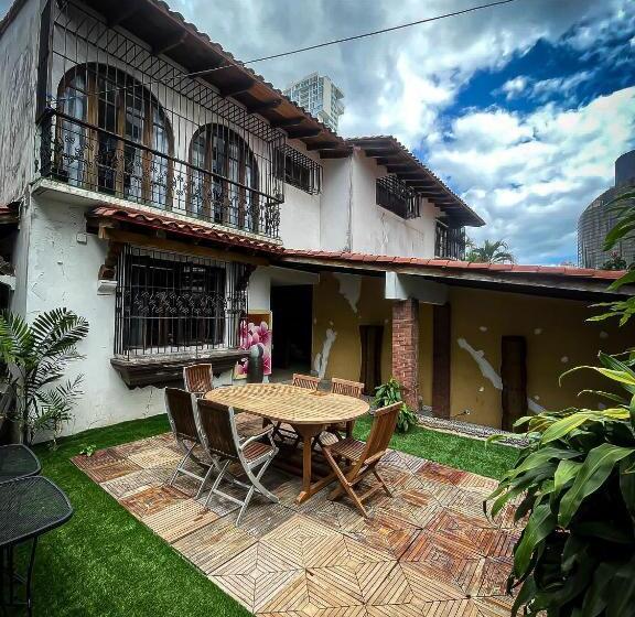 פנסיון Orho Hotel Marbella Panama City