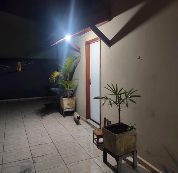 Пансион Quarto Confortavel Com Garagem