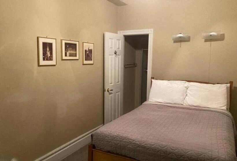 Private Room With Private Bath In B&b In Lakeview   2d