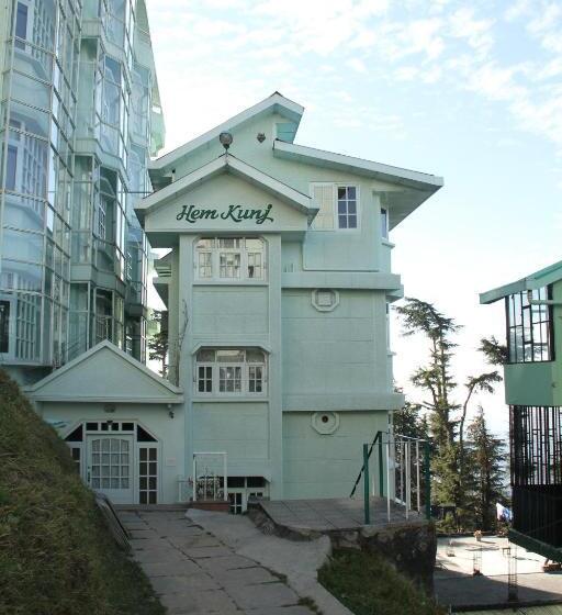 مبيت وإفطار Hem Kunj Estate