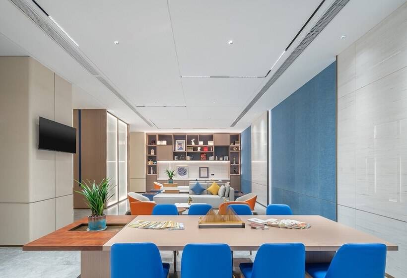 فندق Holiday Inn Express Bazhong Center, An Ihg