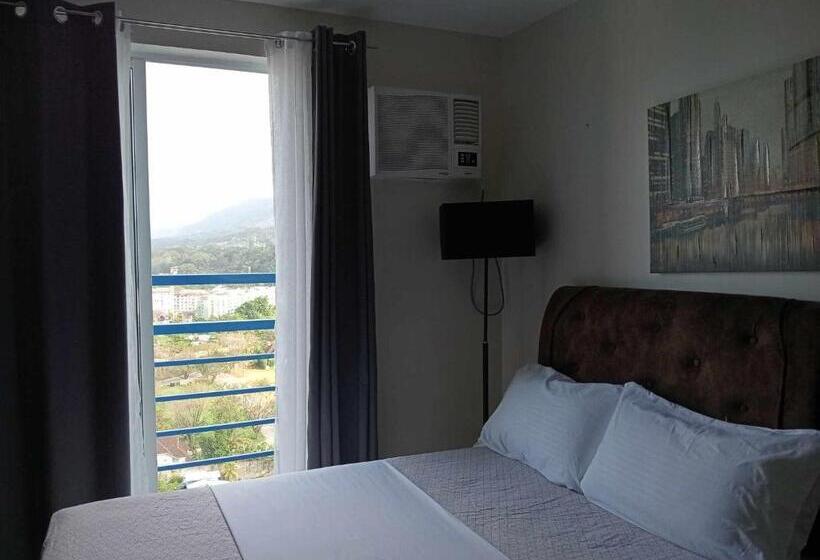 בית מלון כפרי Loop Spacious Studio Unit