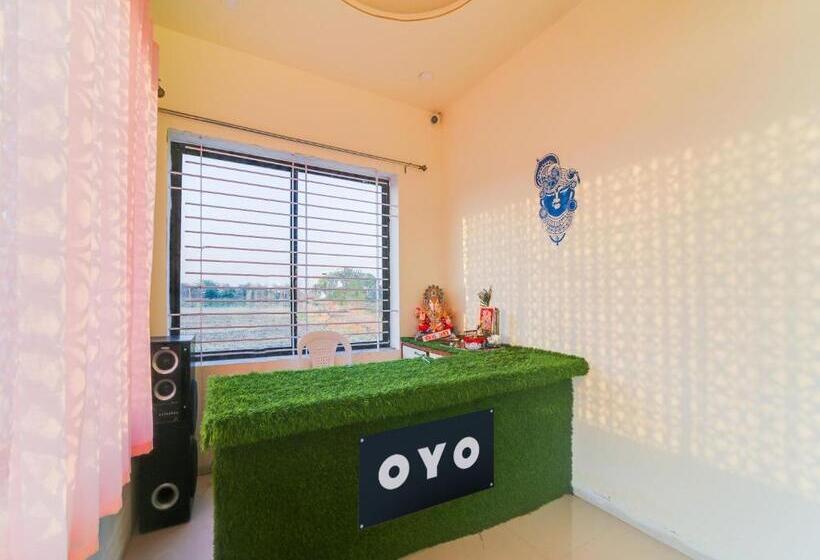 호텔 Oyo Saubhagya Shri Resort