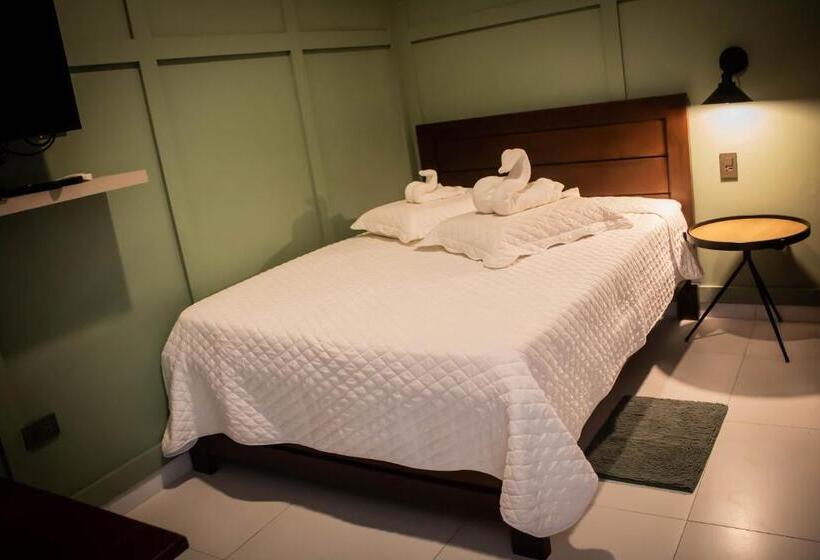 پانسیون La Casona