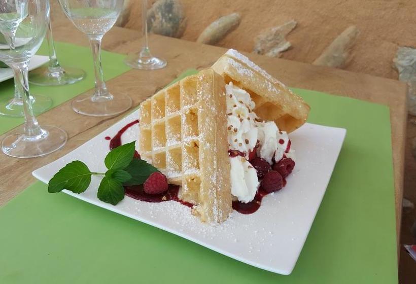 مبيت وإفطار Chambre D´hôtes Léonie & Restaurant