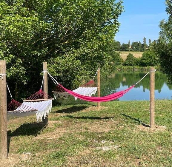 مبيت وإفطار Domaine En Castanet