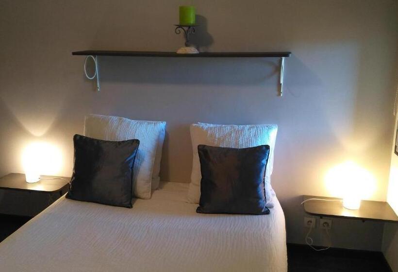 住宿加早餐  Esprit Garrigues D Uzès