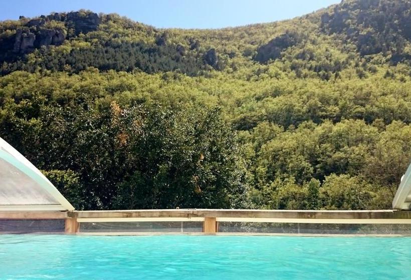 مبيت وإفطار Hermitage Saint Pierre