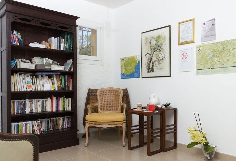 مبيت وإفطار La Maison De La Cigale