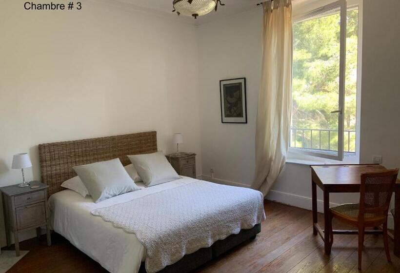 Bed and Breakfast Un Nid En Camargue