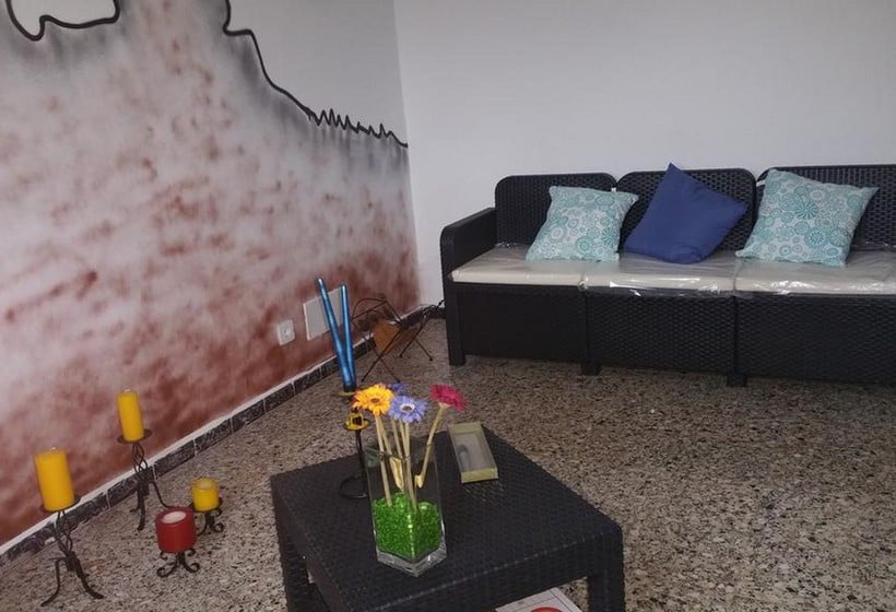 Del Pino Hostel