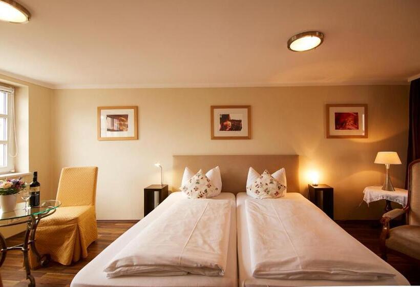 ホテル Heinrichs Winery Bed & Breakfast