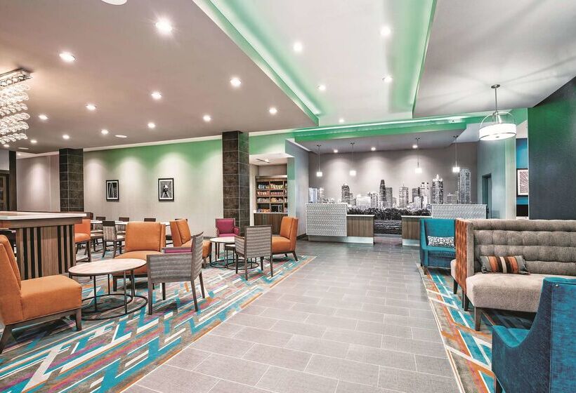 Отель La Quinta By Wyndham Dallas Grand Prairie North
